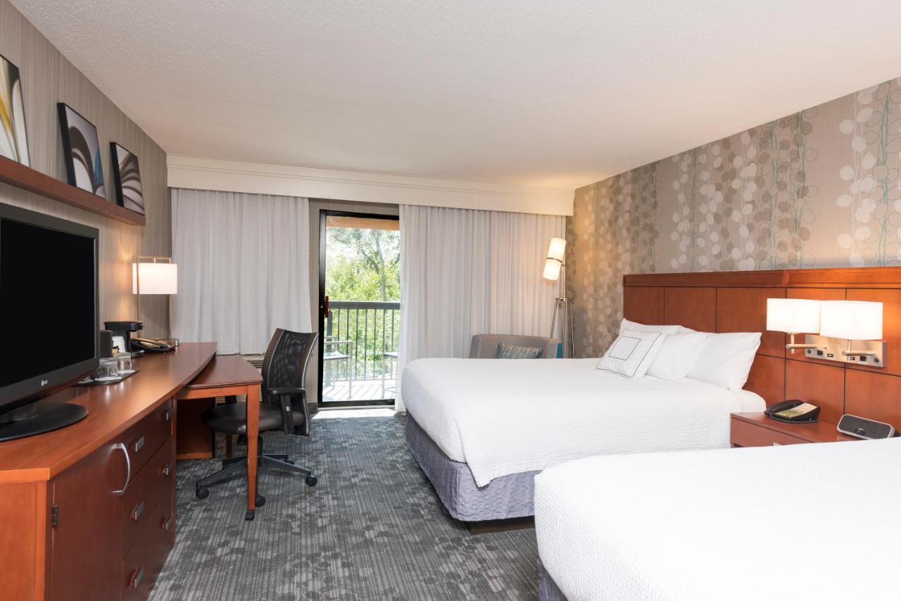 Courtyard By Marriott Traverse City Eksteriør billede