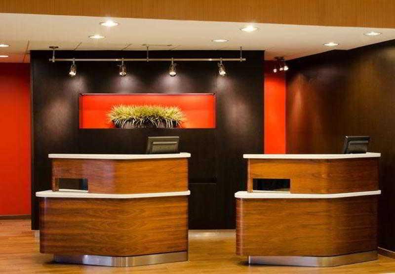 Courtyard By Marriott Traverse City Interiør billede